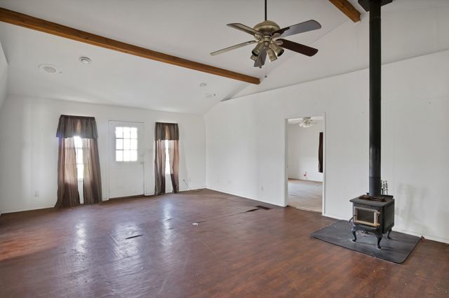 201 Fox Run Road, Cleburne, TX 76033