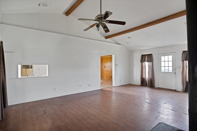 201 Fox Run Road, Cleburne, TX 76033
