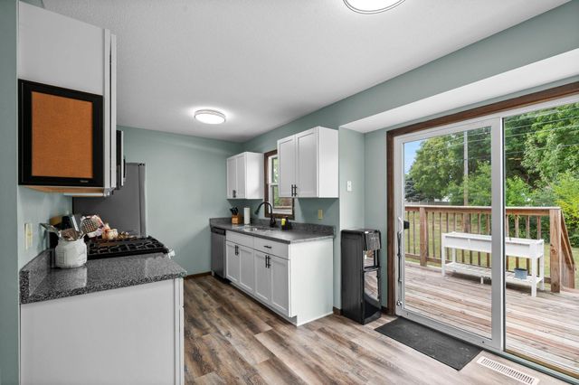 16288 Florida Way W, Rosemount, MN 55068