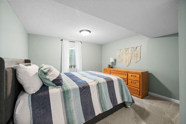 16288 Florida Way W, Rosemount, MN 55068