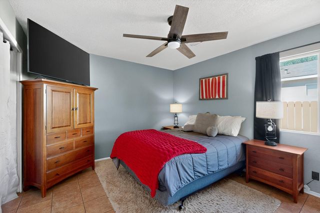 505 Medina Meadows Drive NE, Rio Rancho, NM 87144