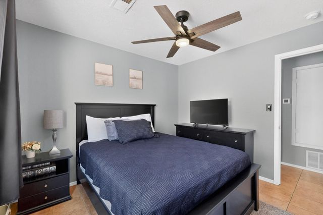505 Medina Meadows Drive NE, Rio Rancho, NM 87144