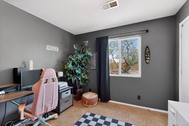 505 Medina Meadows Drive NE, Rio Rancho, NM 87144