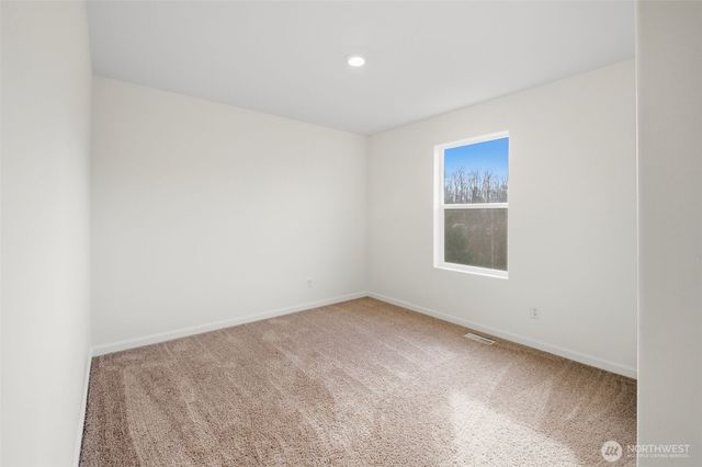 11948 64th Street E, Puyallup, WA 98372