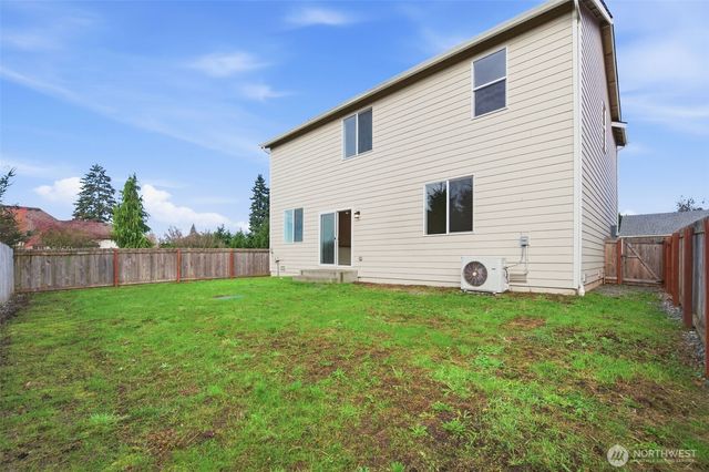 11948 64th Street E, Puyallup, WA 98372