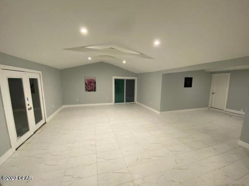 1402 Arkansas Avenue, Lynn Haven, FL 32444