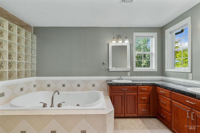 2220 14th Street, Lewiston, ID 83501