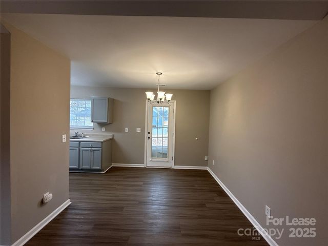 3631 Joel Turner Drive, Charlotte, NC 28216