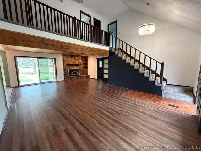 25000 Whipperwill Lane, Broken Arrow, OK 74014