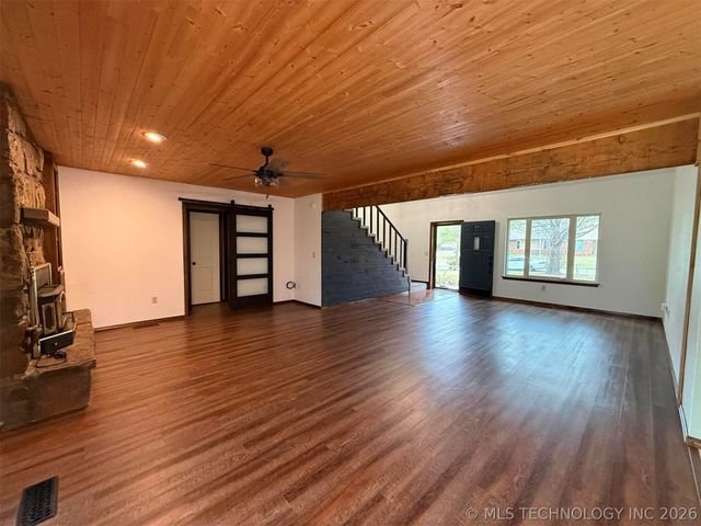 25000 Whipperwill Lane, Broken Arrow, OK 74014