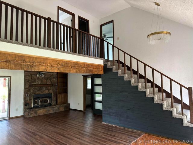 25000 Whipperwill Lane, Broken Arrow, OK 74014