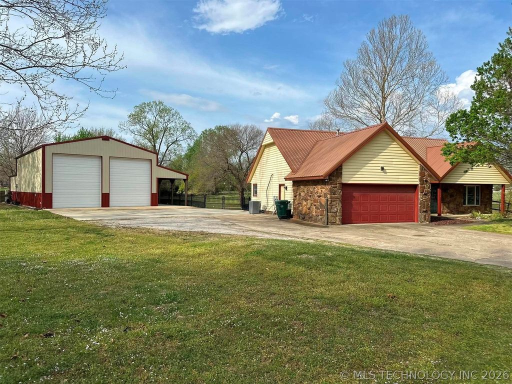 25000 Whipperwill Lane, Broken Arrow, OK 74014