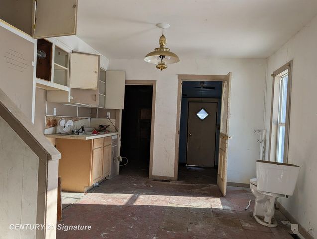 1310 S Hamilton St Street, Saginaw, MI 48602