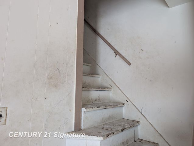 1310 S Hamilton St Street, Saginaw, MI 48602