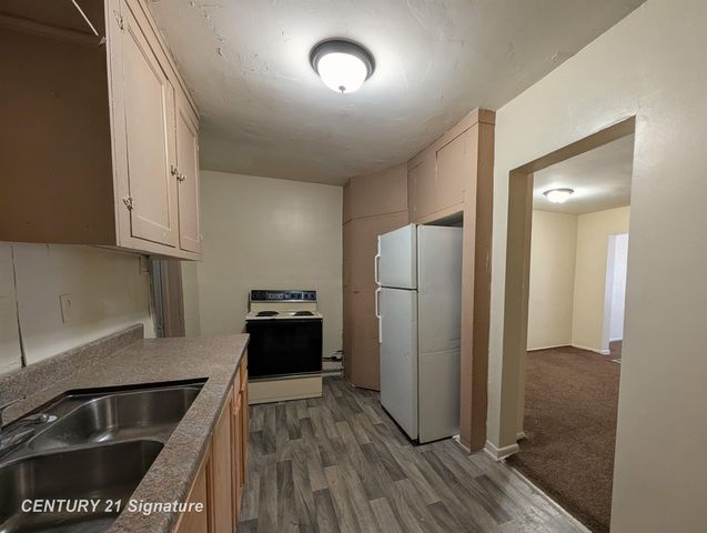 1310 S Hamilton St Street, Saginaw, MI 48602