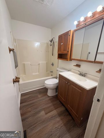 6646 Wolf River Court, Riverdale, GA 30274