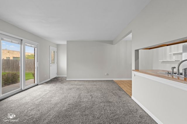 7750 159th Place 7750, Tinley Park, IL 60477