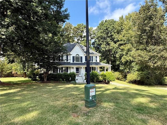 89 Bartlett Way, Dallas, GA 30157