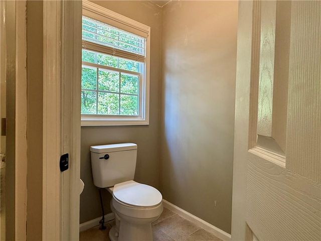 89 Bartlett Way, Dallas, GA 30157