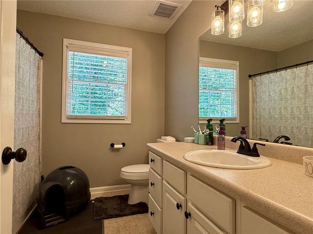 89 Bartlett Way, Dallas, GA 30157