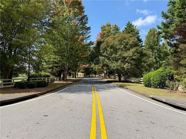 89 Bartlett Way, Dallas, GA 30157