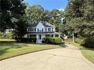 89 Bartlett Way, Dallas, GA 30157