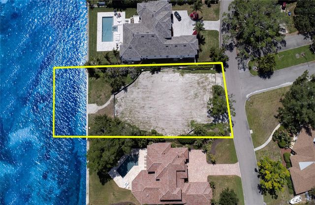 5926 BAHAMA SHORES DRIVE S, St Petersburg, FL 33705