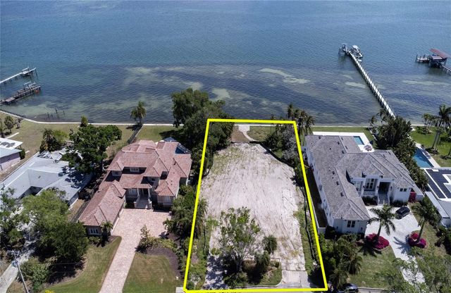 5926 BAHAMA SHORES DRIVE S, St Petersburg, FL 33705