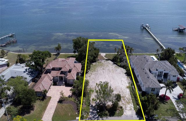 5926 BAHAMA SHORES DRIVE S, St Petersburg, FL 33705