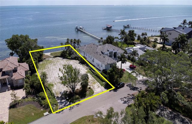 5926 BAHAMA SHORES DRIVE S, St Petersburg, FL 33705