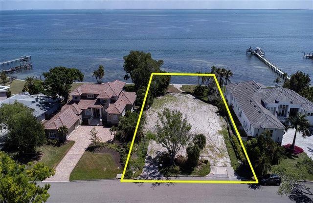 5926 BAHAMA SHORES DRIVE S, St Petersburg, FL 33705