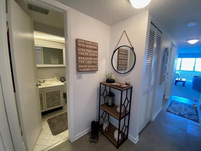 4575 COVE CIR 505, St Petersburg, FL 33708