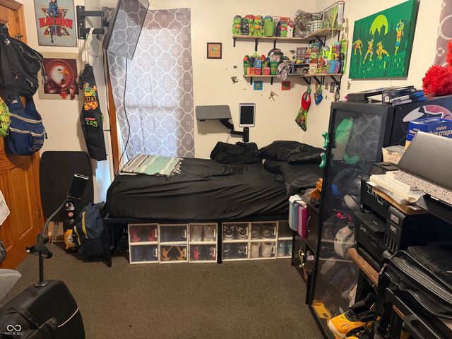 317 N 18th Street, Elwood, IN 46036