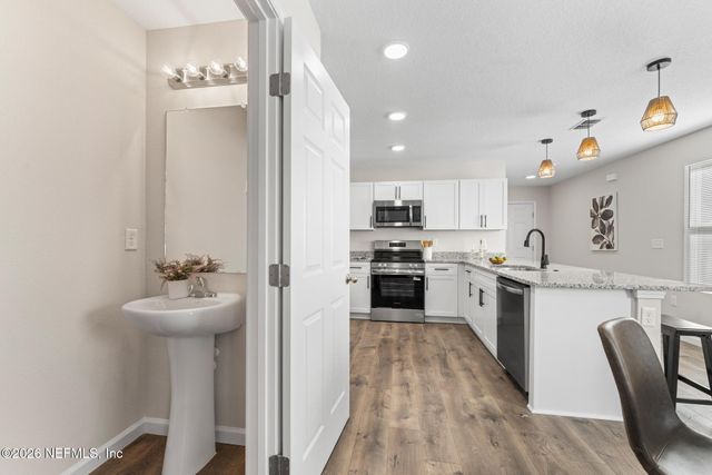 7919 EATON Avenue, Jacksonville, FL 32211