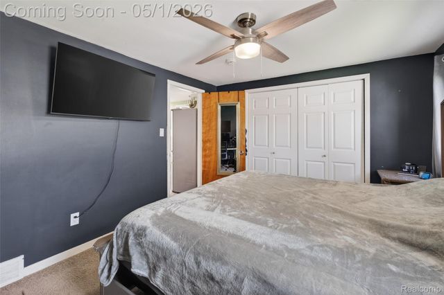 677 Lindbergh Street, Wyandotte, MI 48192