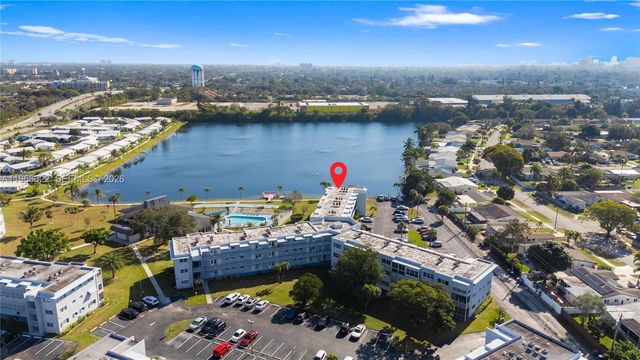 2223 Park Ln 210, Hollywood, FL 33021