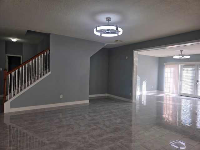 9526 Heflin Colony Drive, Sugar Land, TX 77498