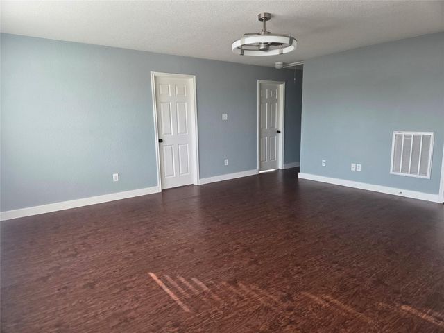 9526 Heflin Colony Drive, Sugar Land, TX 77498
