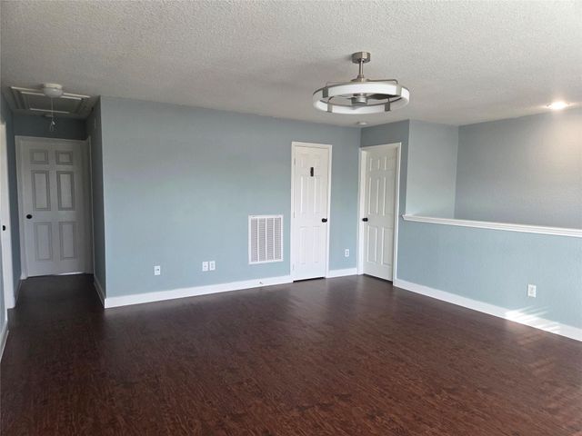 9526 Heflin Colony Drive, Sugar Land, TX 77498