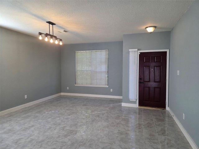 9526 Heflin Colony Drive, Sugar Land, TX 77498
