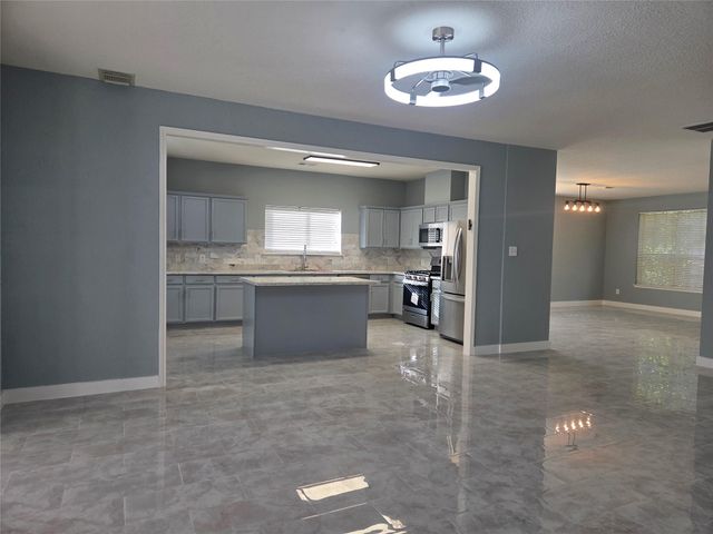 9526 Heflin Colony Drive, Sugar Land, TX 77498
