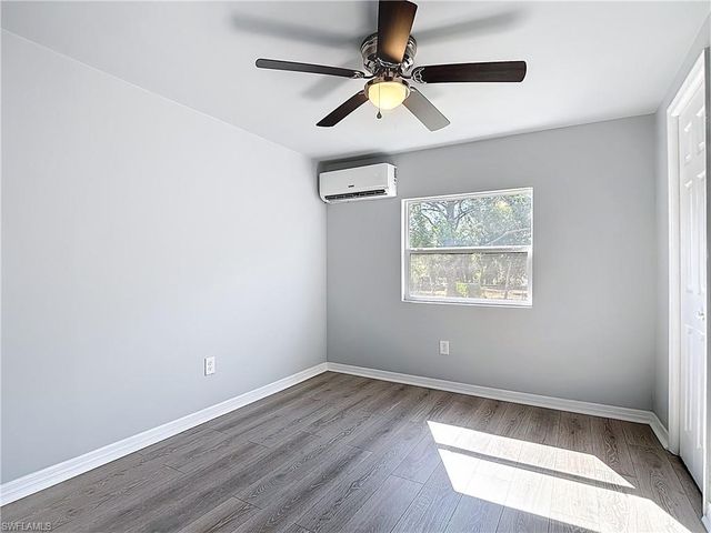 2425 Case LN, North Fort Myers, FL 33917