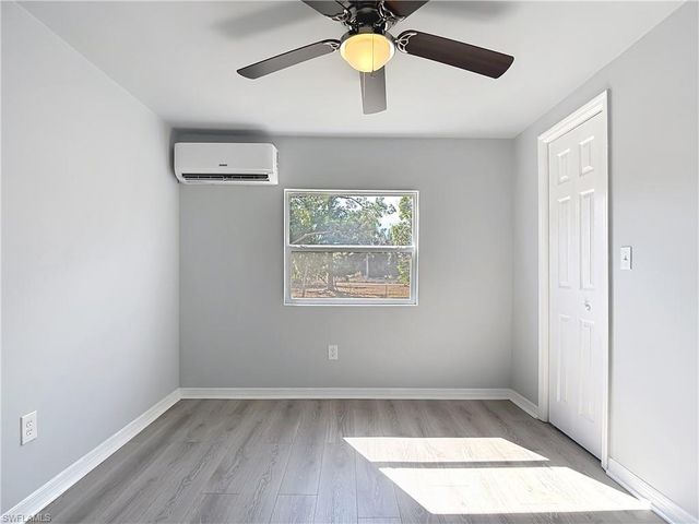 2425 Case LN, North Fort Myers, FL 33917