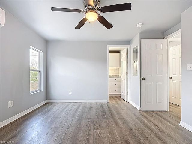 2425 Case LN, North Fort Myers, FL 33917