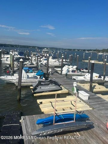 28 Riverside Avenue 1J, Red Bank, NJ 07701