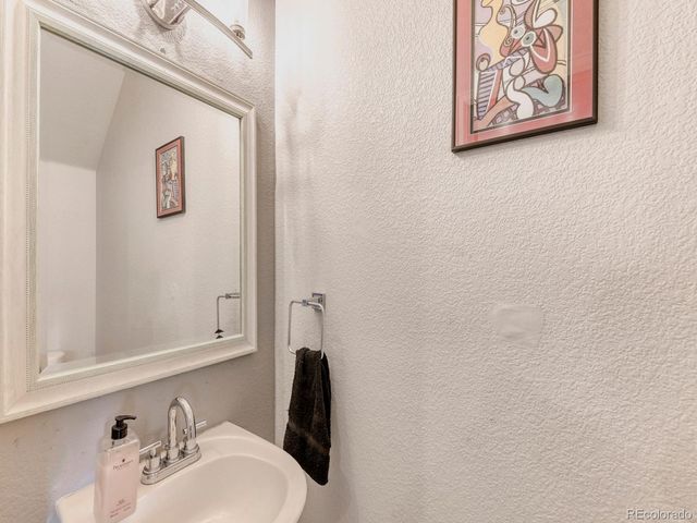 6151 Shamrock Circle, Frederick, CO 80530