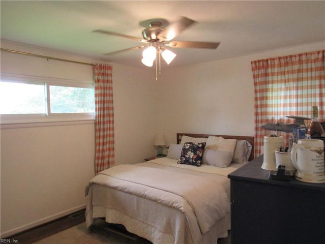 8037 Jerrylee CT, Norfolk, VA 23518