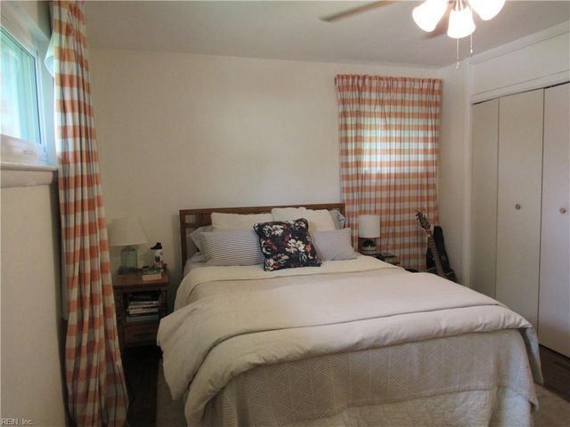 8037 Jerrylee CT, Norfolk, VA 23518