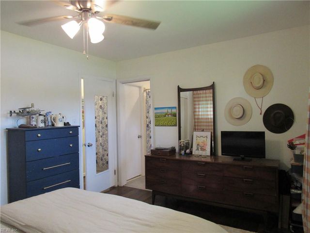 8037 Jerrylee CT, Norfolk, VA 23518