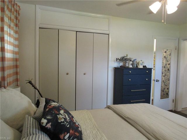 8037 Jerrylee CT, Norfolk, VA 23518